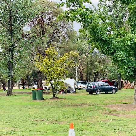 Corryong Caravan Park Formally Mt Mittamatite Caravan Park Zewnętrze zdjęcie